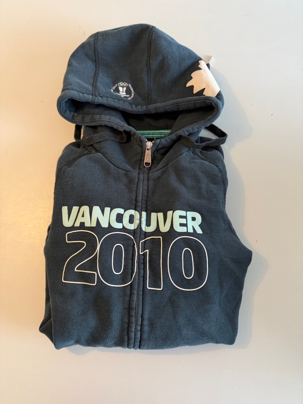 Aritzia Navy Blue Vancouver 2010 Zip Hoodie - Winter Olympics